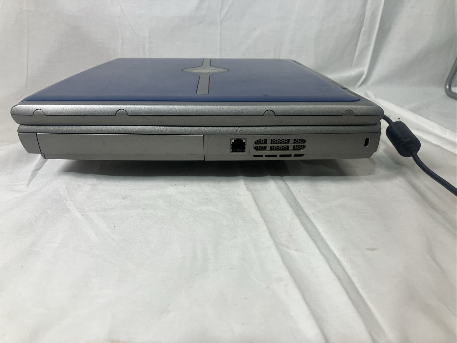 2002 Dell Inspiron 5100 14.1″ Laptop Pentium 4 2.53GHz 30GB Windows XP