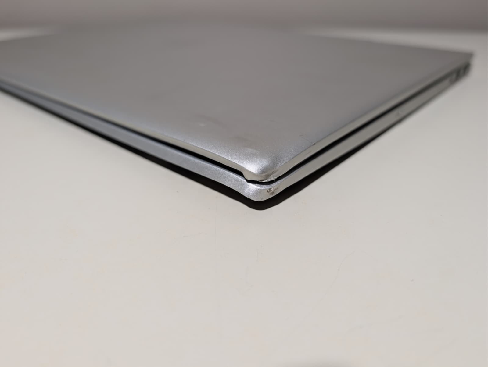 15″ Read! HP Envy x360 15M-DR0 | i7 8th Gen 8GB RAM NO SSD | No Charger | AS-IS