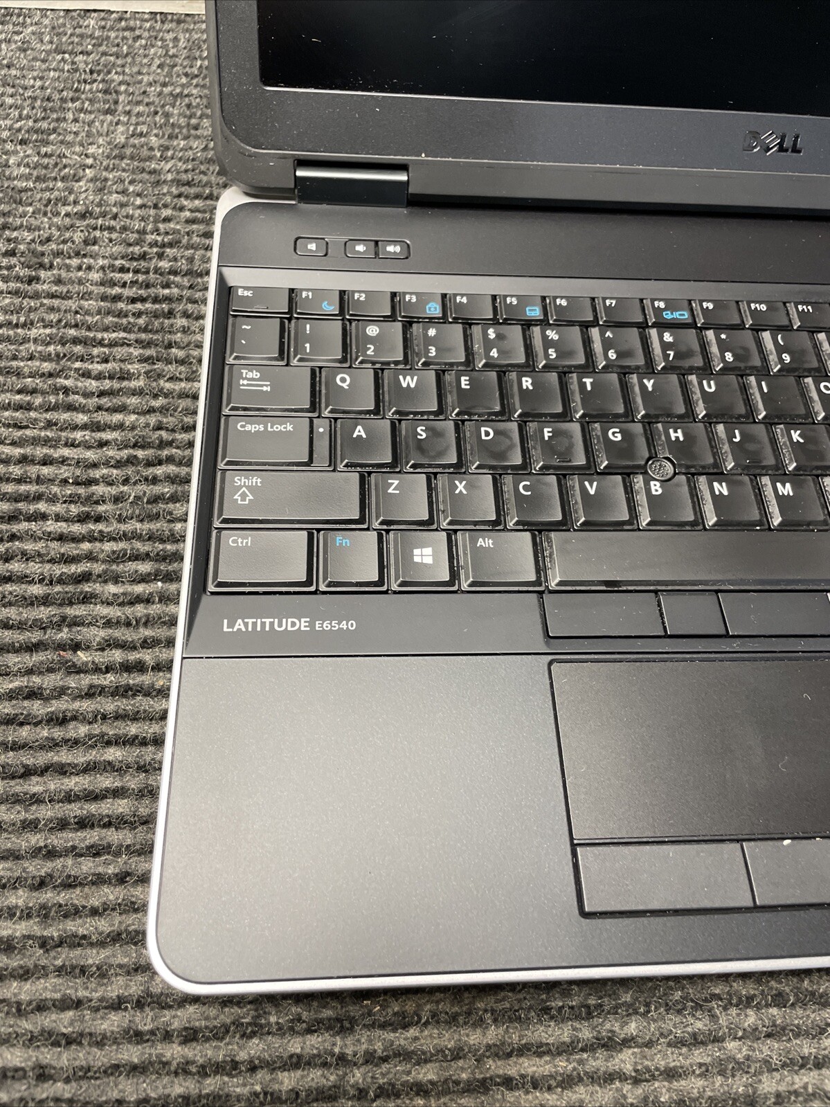 *PARTS* READ Dell Latitude E6540 15.6″ Core i7-4610M 3.00GHz 8GB No HDD/OS/BATT