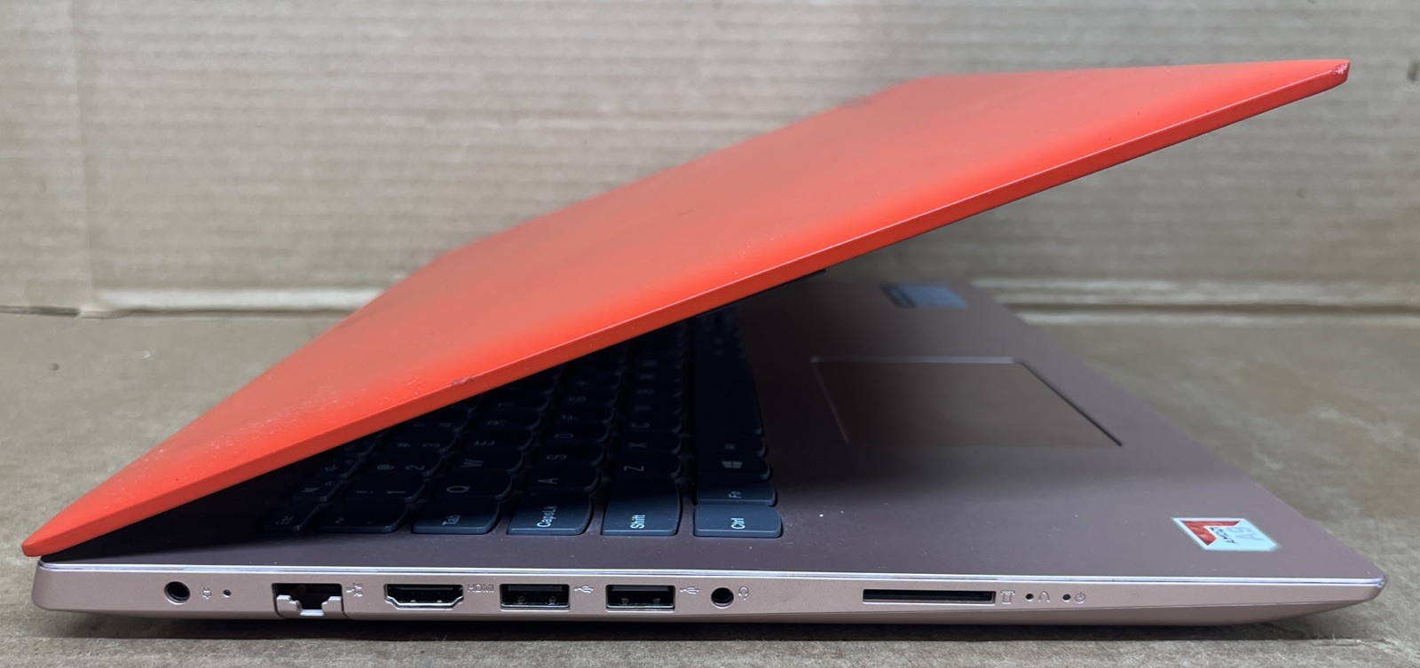 Lenovo Ideapad 330-15AST , AMD A9-9425 @3.1-GHz, 8GB RAM, 256GB SSD, W10P
