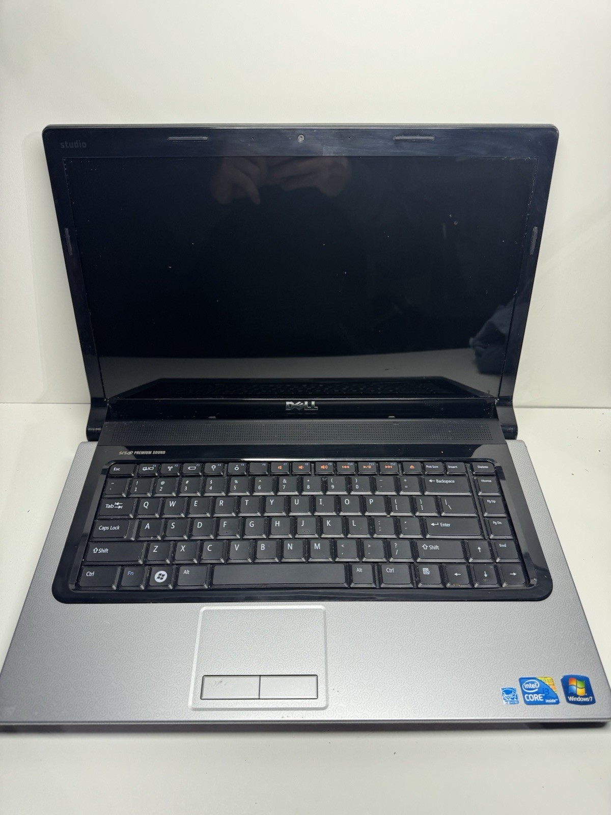 Dell Studio 1555 Laptop PP39L Vista Business OEM Untested Parts or Repair Only