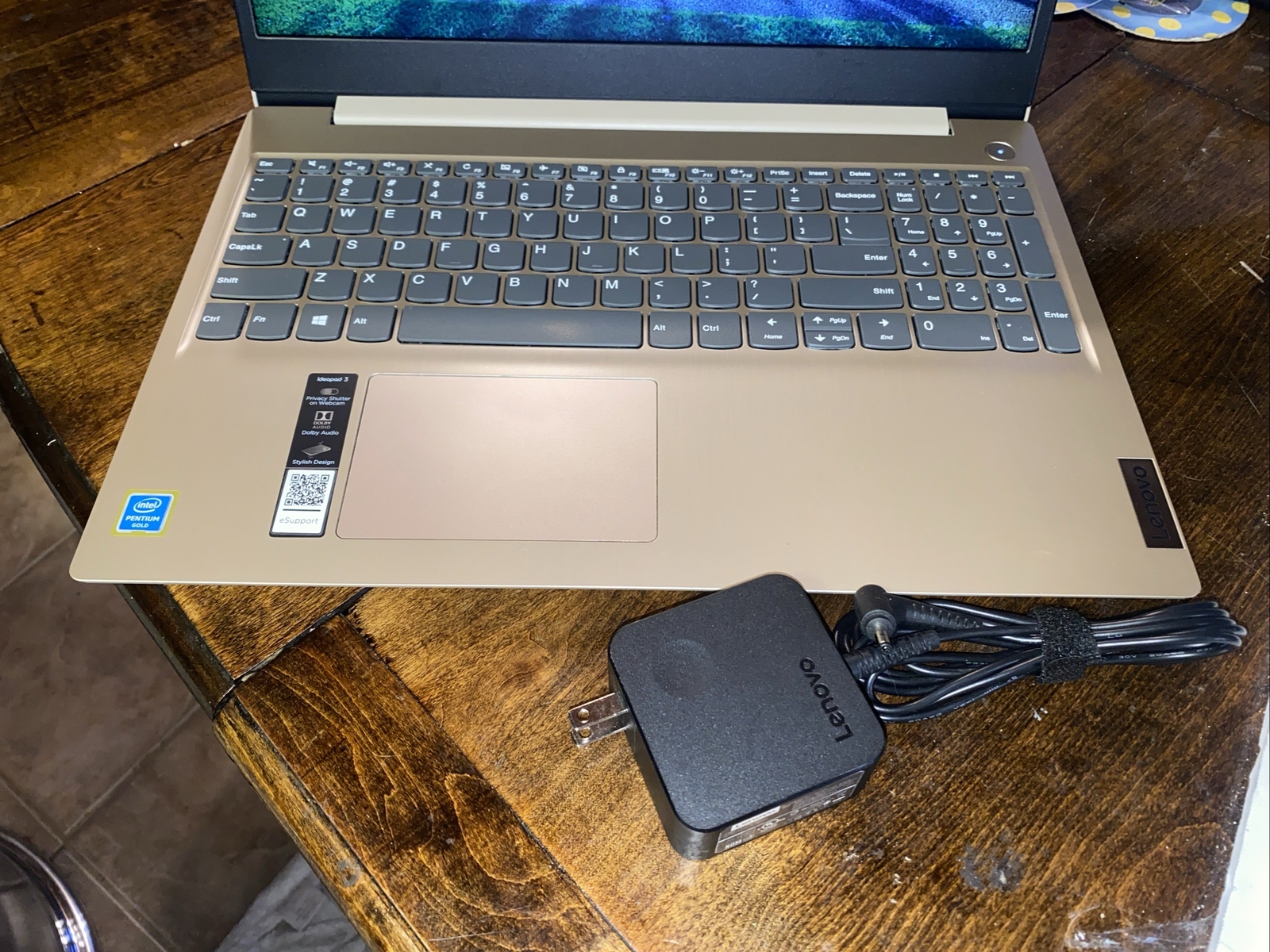 Lenovo IdeaPad 3 15IML05 Notebook 15.6″ Pentium Gold