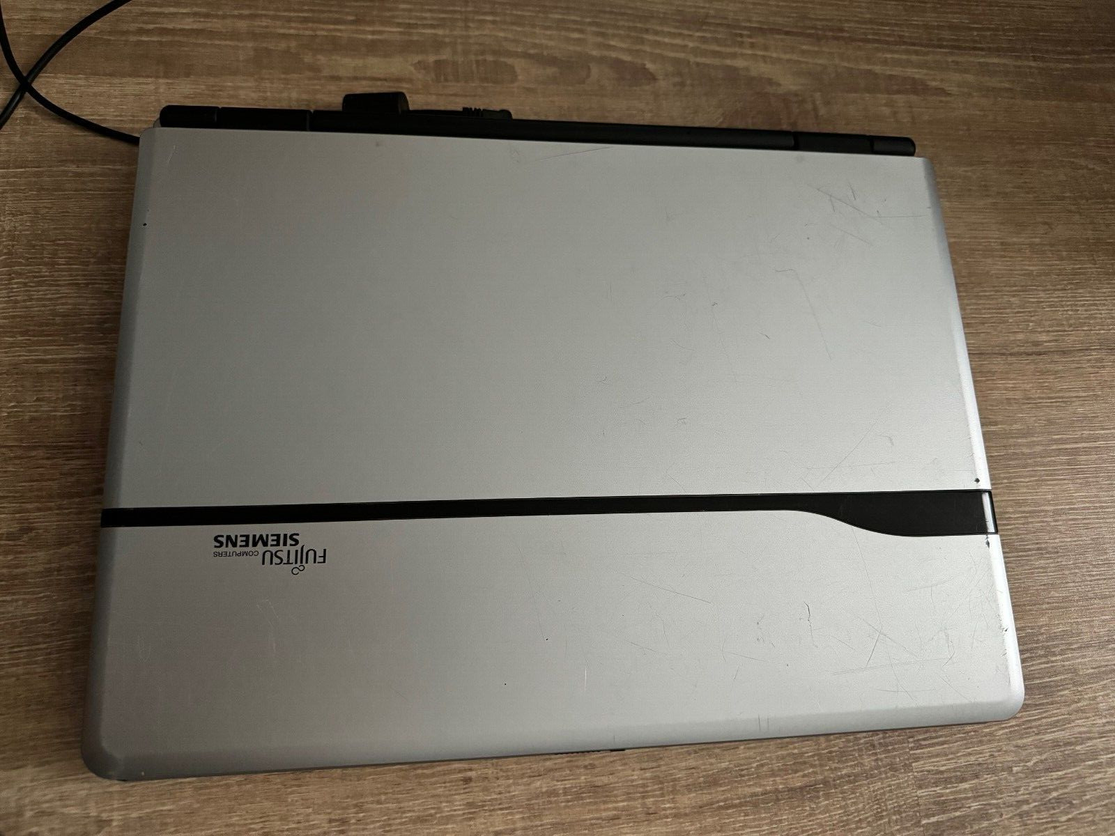 Fujitsu Siemens Amilo pi2530 15.4 Laptop No Picture Faulty For Parts