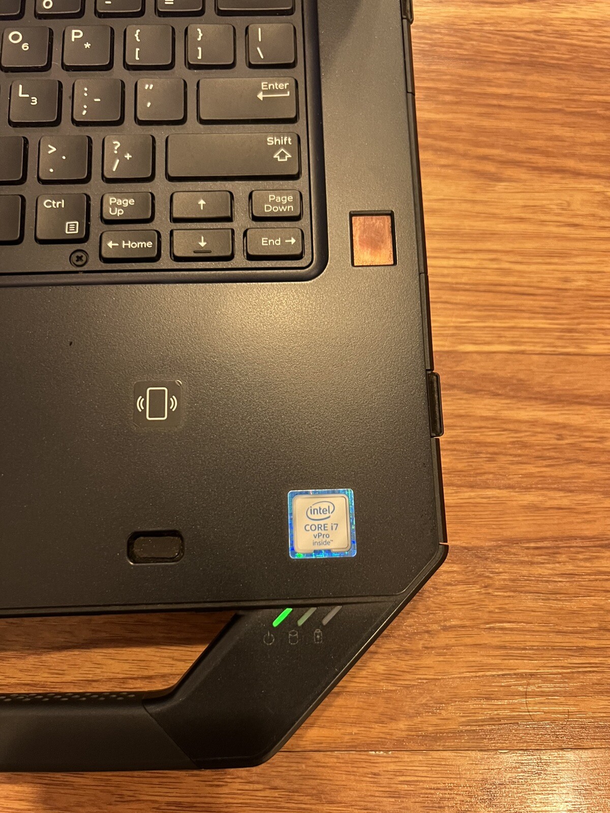 Dell latitude 14 rugged 5414 i7 8GB Ram 256GB SSD windows Installed