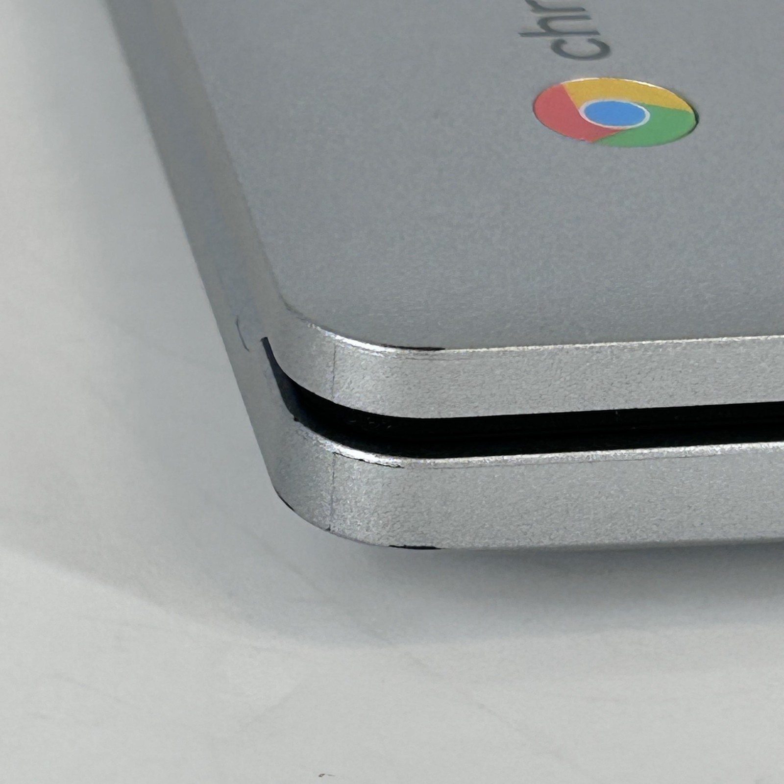 Acer Chromebook 314 Grey FHD TOUCH 3.8GHz i3-N305 8GB 128GB eMMC – WHITE SPOTS