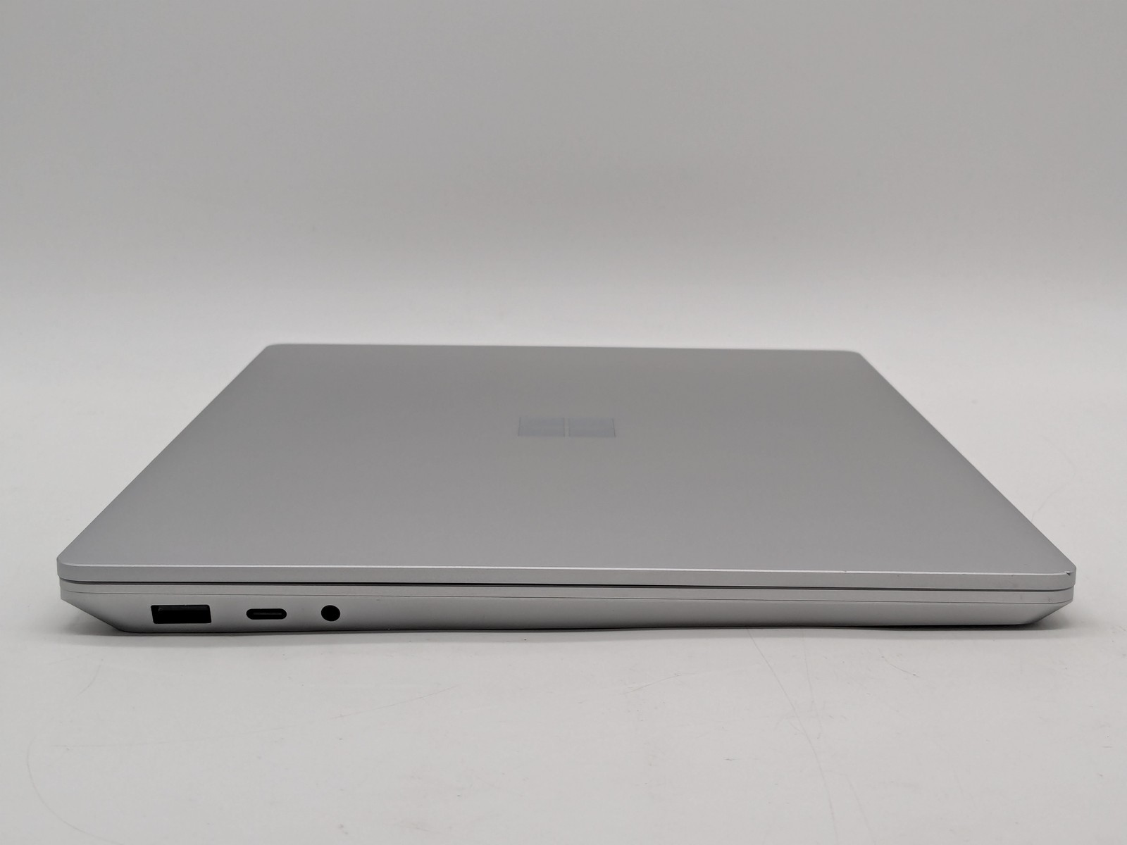Microsoft Surface Laptop 6 Business 13.5 Ultra 5 135H 16GB 256GB Touch Grade D