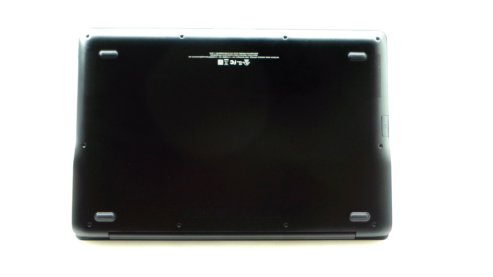 Samsung Notebook NP940Z5L | 15.6″ | i7-6700HQ | 8GB 256GB SSD | Touchscreen