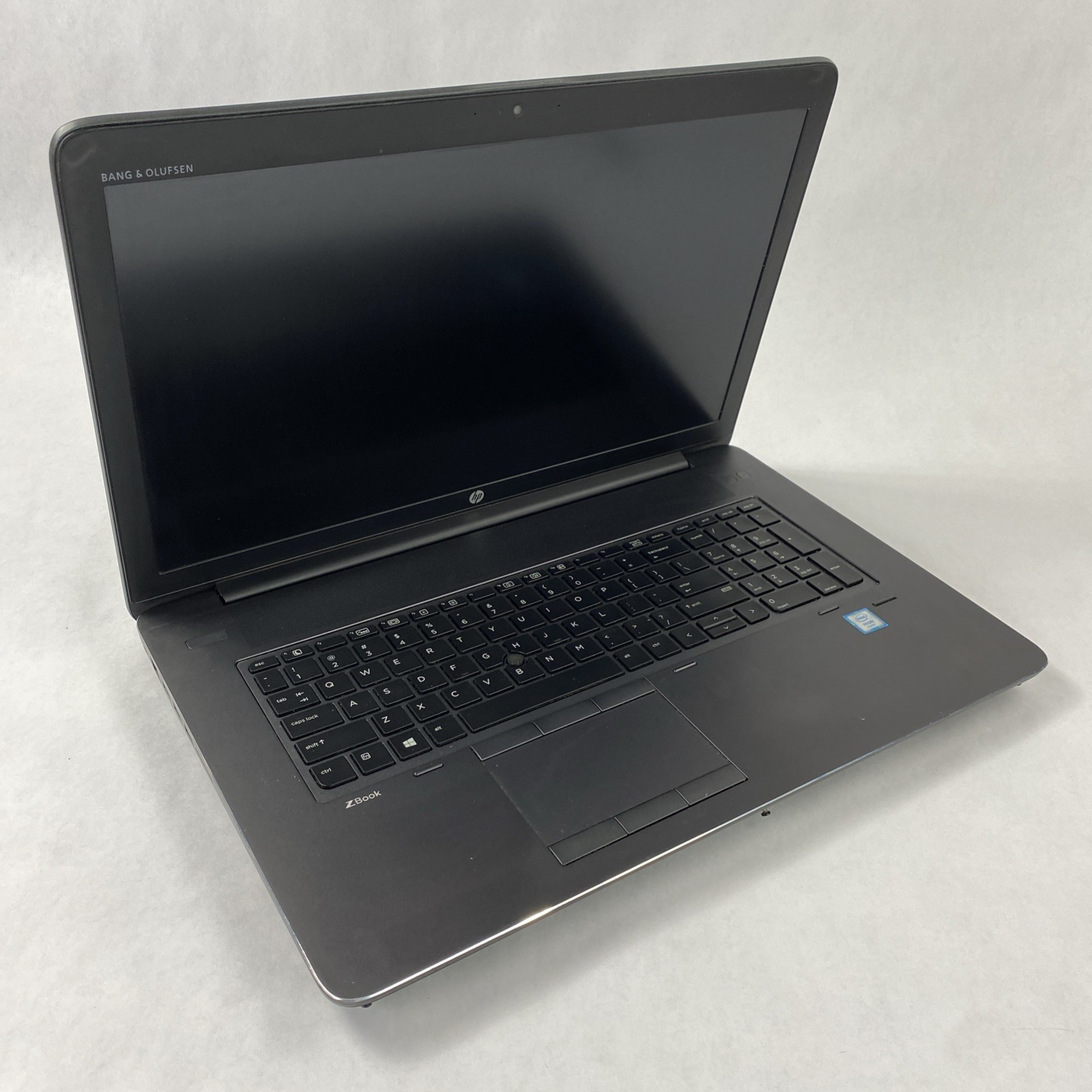 HP ZBook 17 G3 Intel Xeon E3 1535M V5 2.9GHz 16GB RAM 17.3″ No Battery No HDD/OS