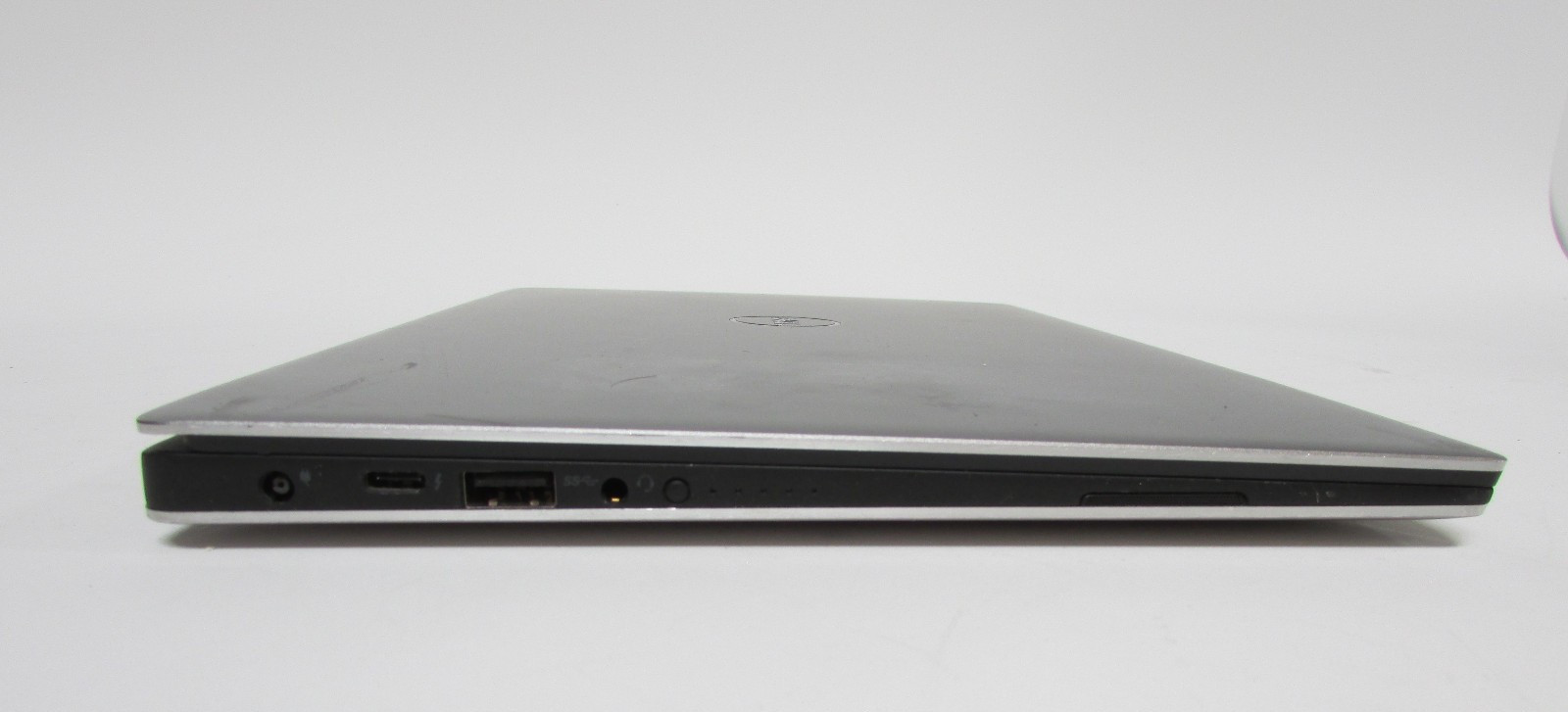 DELL XPS 13 9360 13.3 Laptop Core i7 2.70 GHZ i7-7500U 8GB RAM 256GB SSD