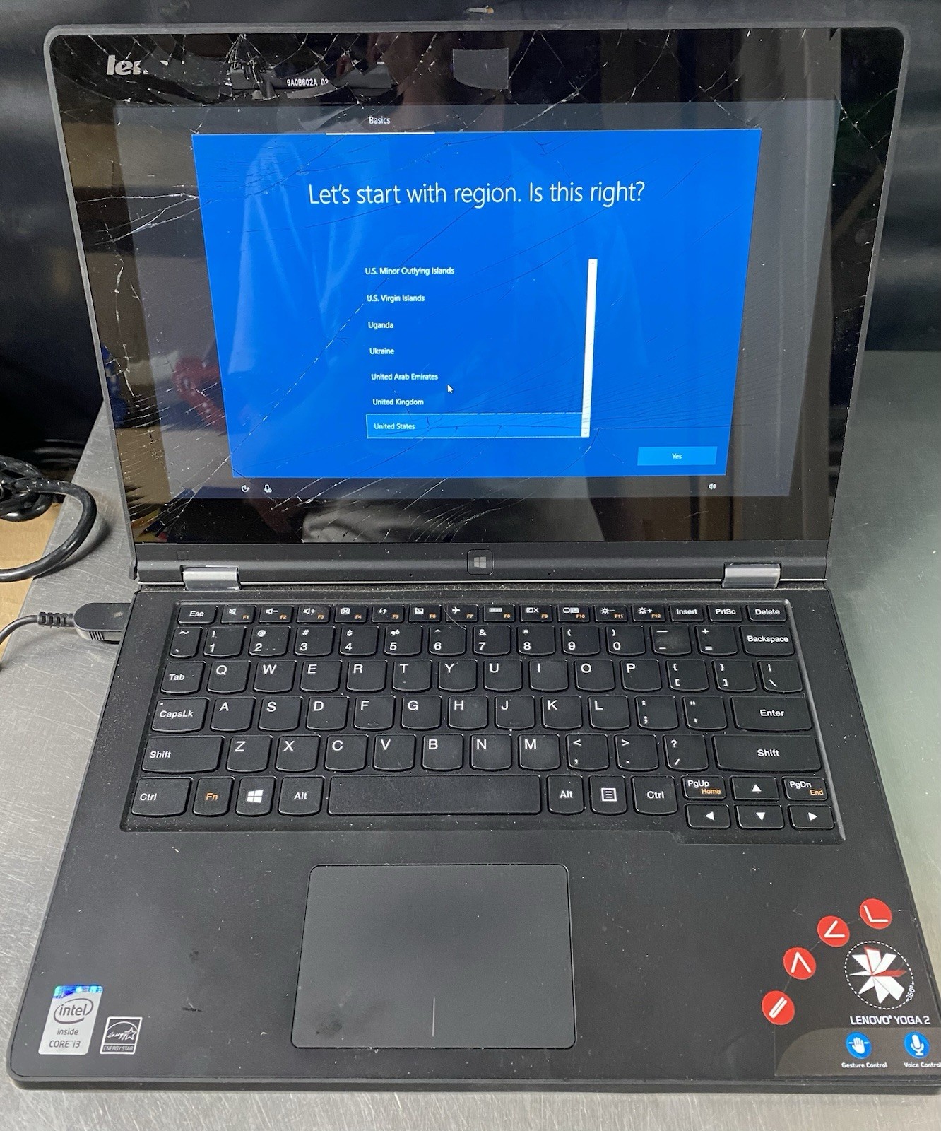 LENOVO YOGA 2 11-20428 Intel C I3-4012Y 1.50GHz 4GB RAM 500GB HDD *FOR PARTS*