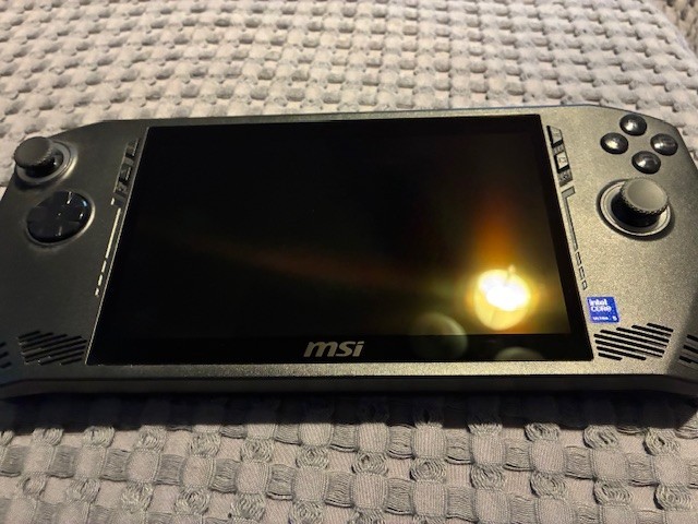 MSI Claw A1M – Core Ultra 5 135H 3.60GHz 16GB RAM 512GB SSD