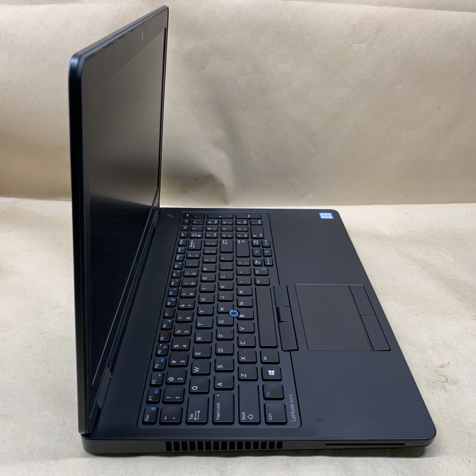 Dell Latitude E5570 i5-6440HQ@2.6GHz, 16GB RAM, No SSD, No OS