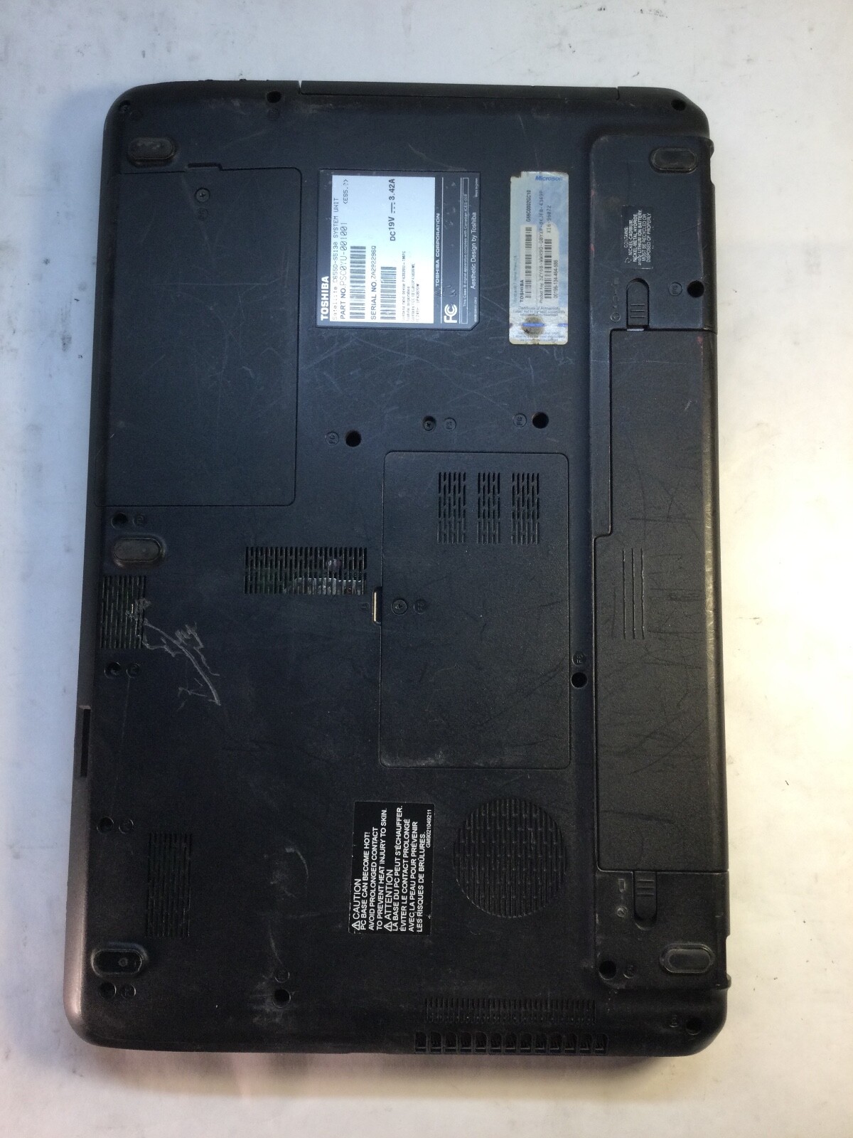 Toshiba Satellite C655D 15″ Laptop AMD E-240 -DOES NOT POWER – MZ