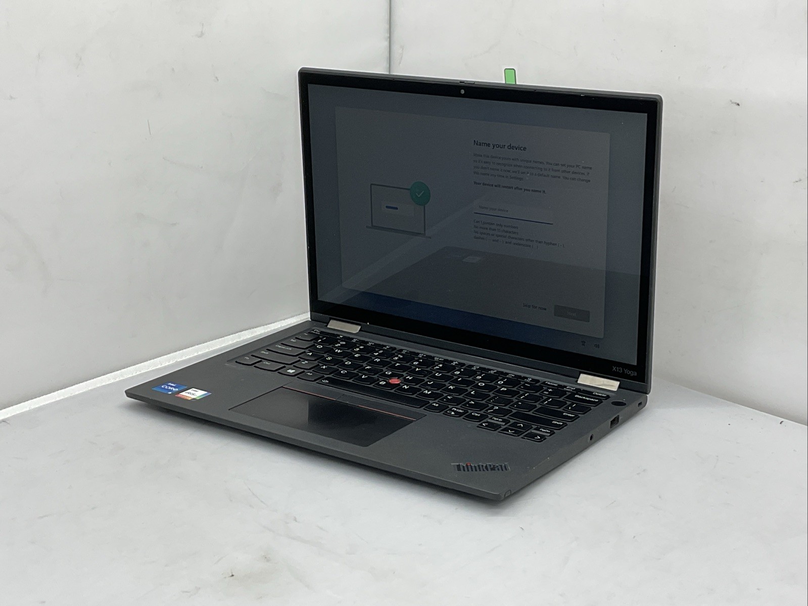 Lenovo ThinkPad X13 Yoga Gen 2 – i5-1135G7 – 8GB, 256GB, Touch, Windows 11 + ADP