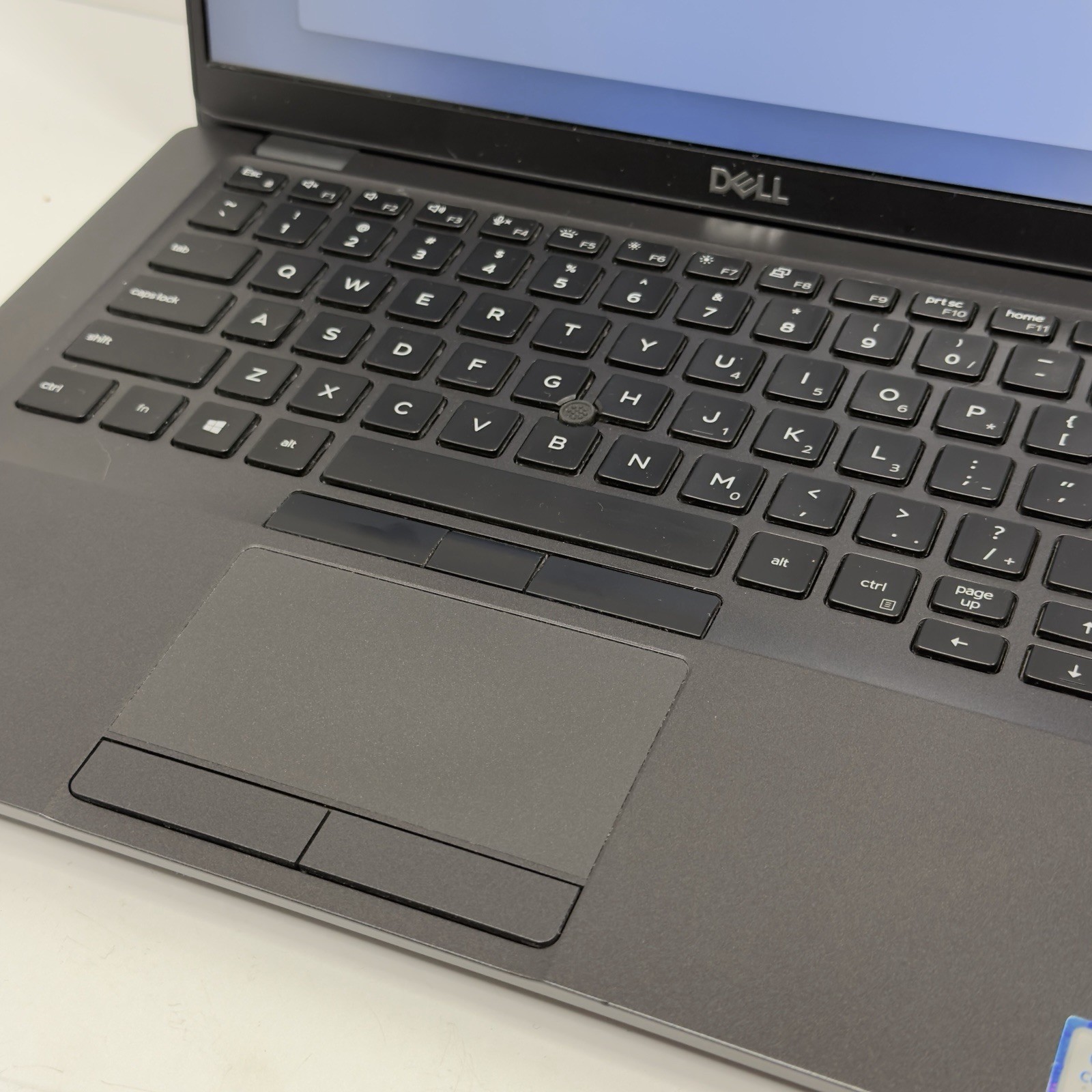 Dell Latitude 5400 14”FHD Intel Core i7-8665U 1.9GHz 16GB SSD 512GB *READ*
