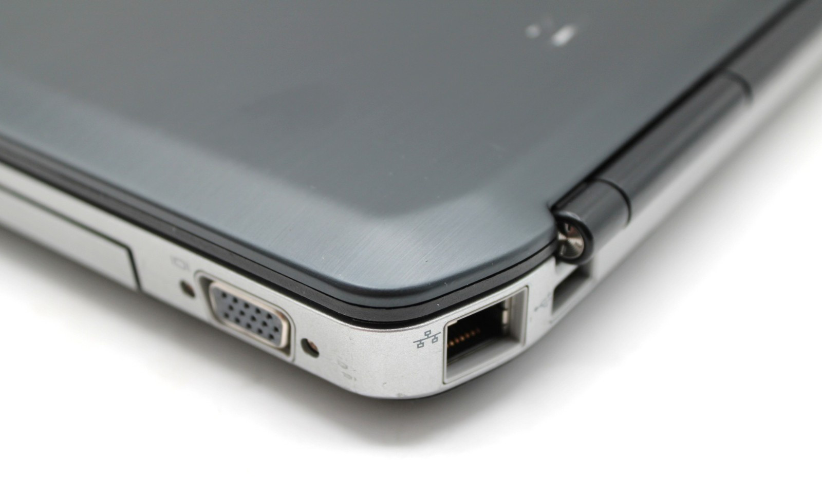 Dell Latitude E5430 i5-3320M@2.6GHz 4GB DDR3 NO STORAGE OR OS *USED/TESTED*