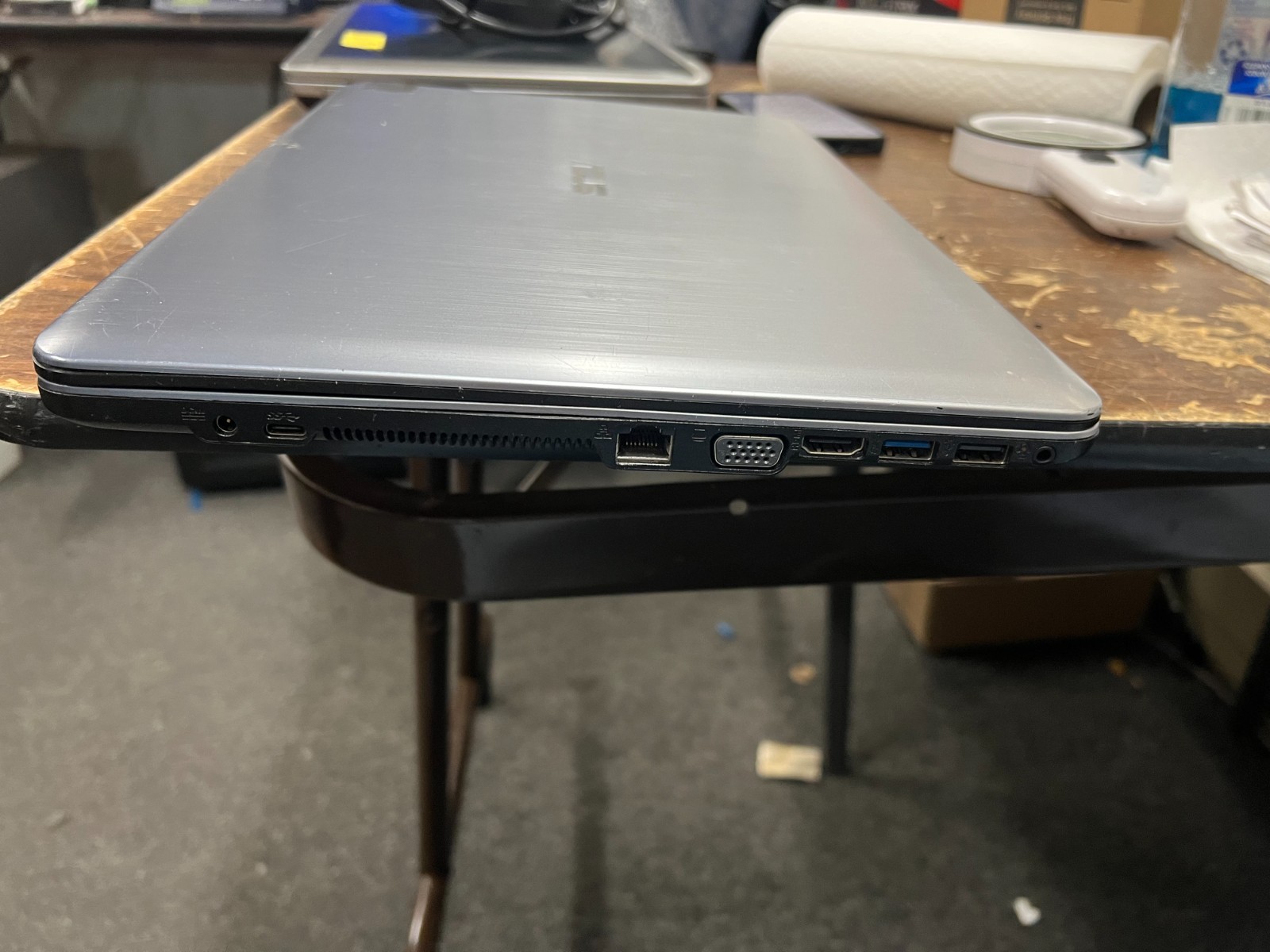 ASUS X540S INTEL PENTIUM @1.60GHz 4GB RAM NO HDD No OS Parts Only