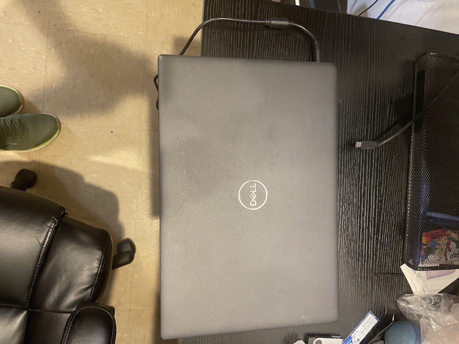 dell latitude 3510 i5-10210u 32gb Ram 1 Tb M.2 SSD Win 11 Pro With Charger