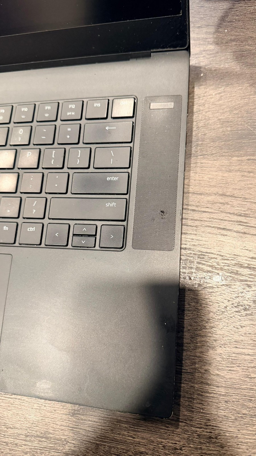 Razer Blade 15 Advanced Model 15.6″ (1TB SSD, Intel Core i7 11th Gen Mid 2021)