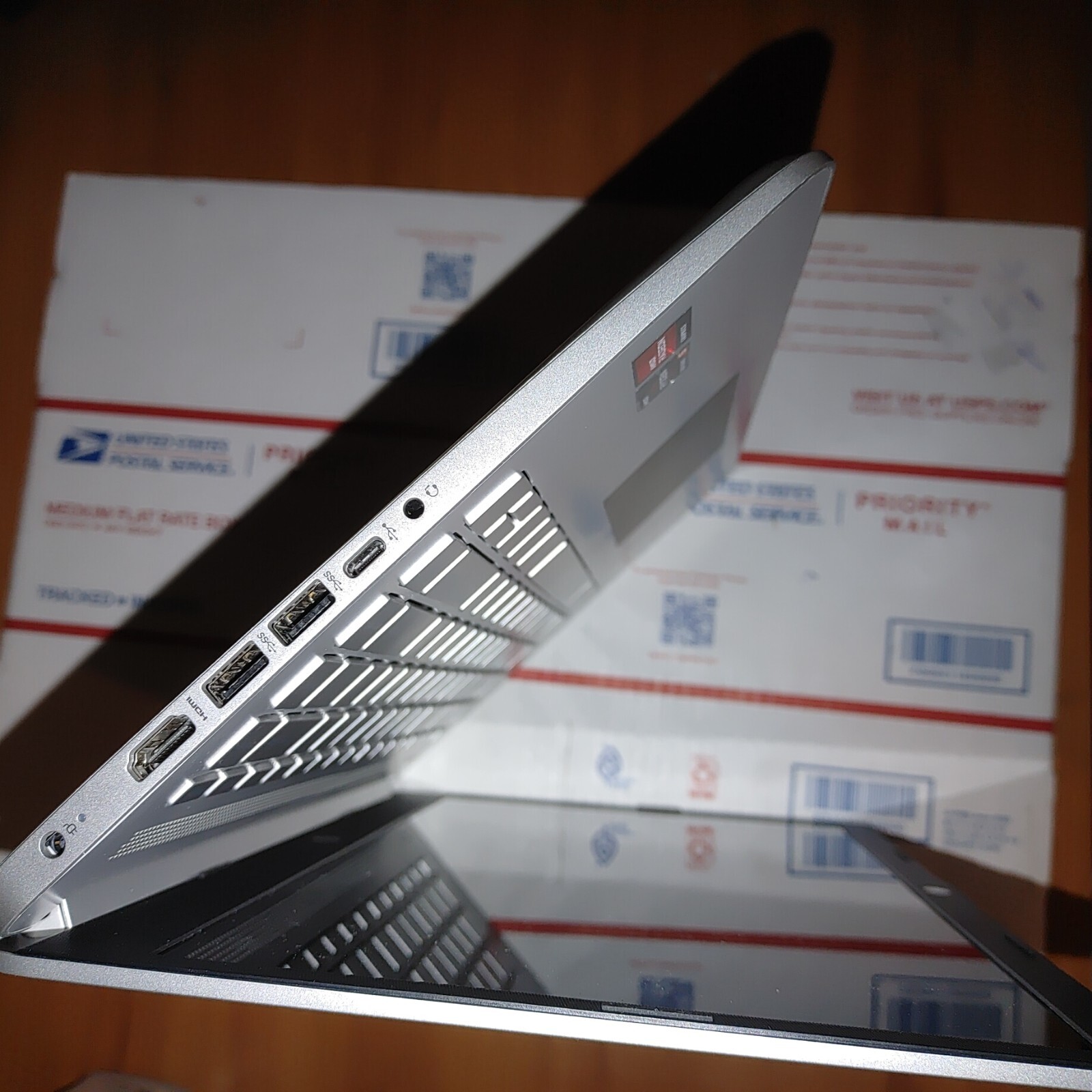 HP Laptop 14″ AMD IPS 1080p Ryzen 5 5500U 6 core 8GB 256GB SSD Windows 11 