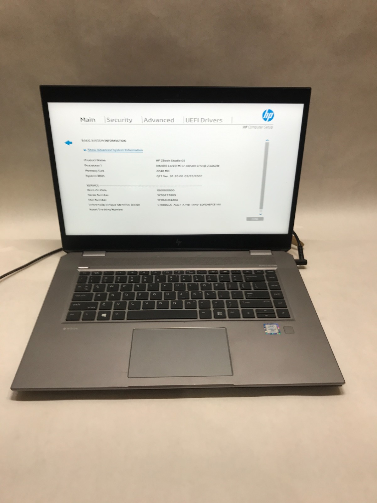 HP ZBook Studio G5 15″ Intel Core i7 8th Gen NO RAM NO SSD/OS For Parts READ -DW