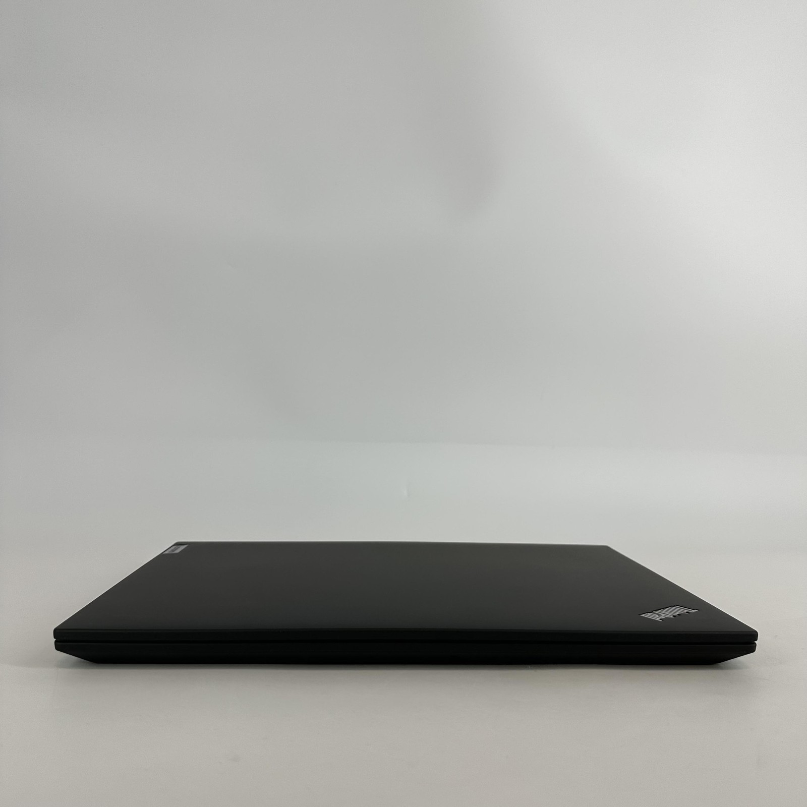 Lenovo ThinkPad T16 Gen 1 Gray FHD+ 2.2 GHz i7-1270P 16GB 512GB SSD FRAME SPLIT