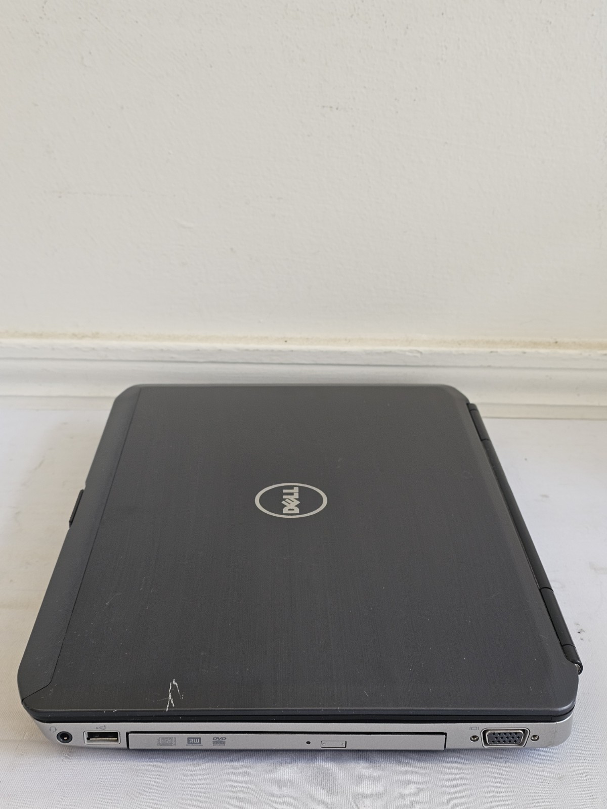 Dell Latitude E5430 Laptop – Intel i5-3210m – 4GB RAM – 100GB HDD Win 10 – READ