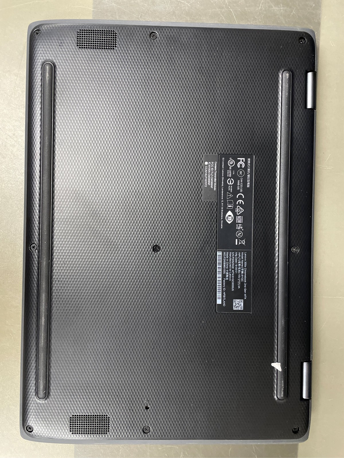 Lenovo 300e Chromebook 2nd Gen 82CE0000US 11.6″ Touchscreen 2 in 1 Chromebook –
