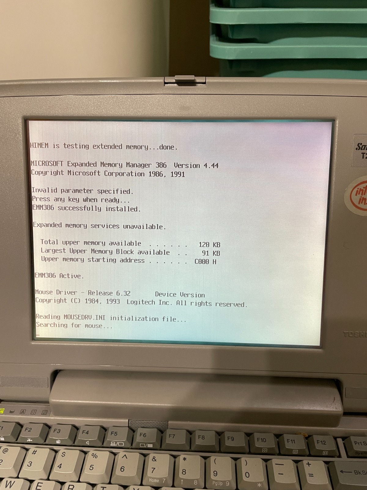 Toshiba Satellite T2105 Laptop ~ 486DX2 CPU ~ Monochrome 4MB RAM ~ Bad Floppy