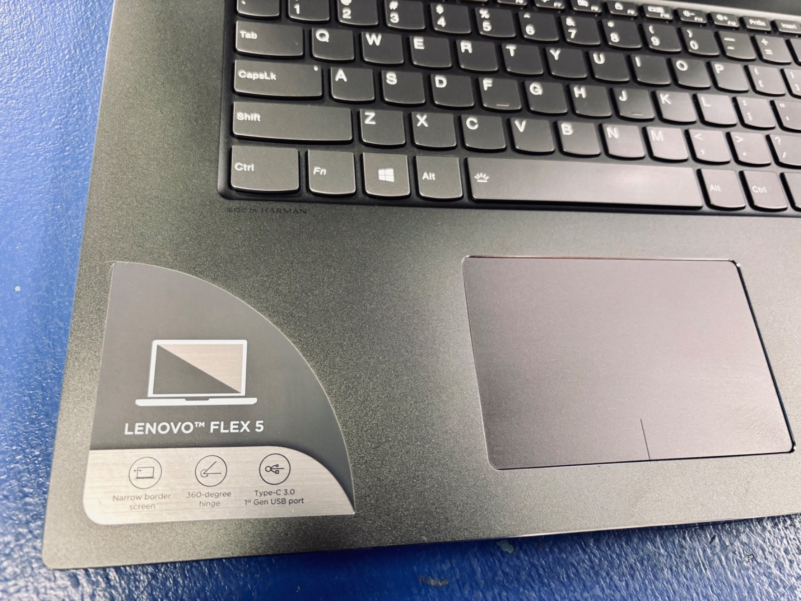 Lenovo IdeaPad FLEX 5-1570 15.6″ Intel i5-8250U@1.60GHz, 8GB-RAM, 512GB-SSD.