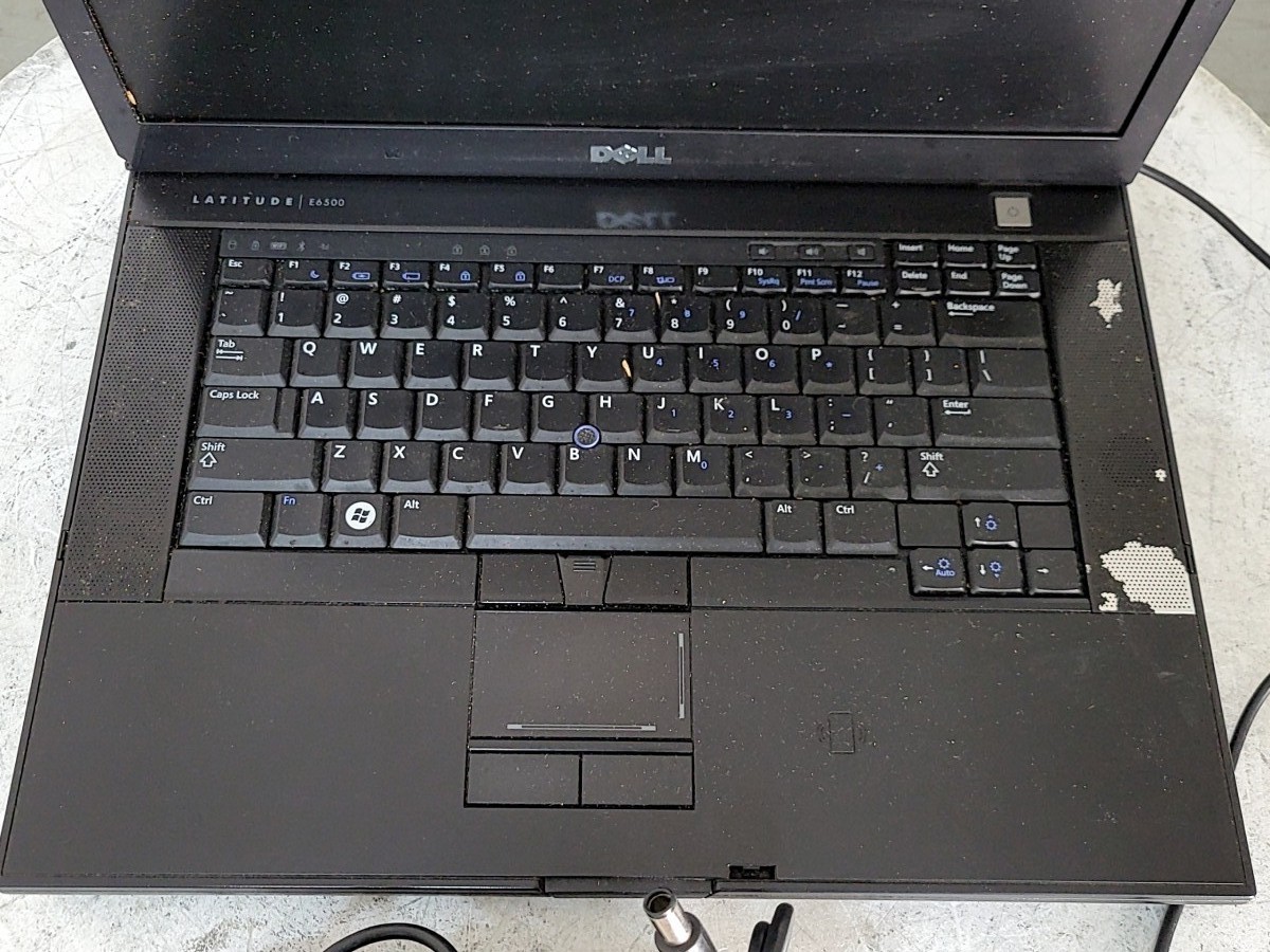 DELL LATITUDE E6500 15.4″ Laptop CORE2 DUO P8400 2GB 160GB SEE NOTES