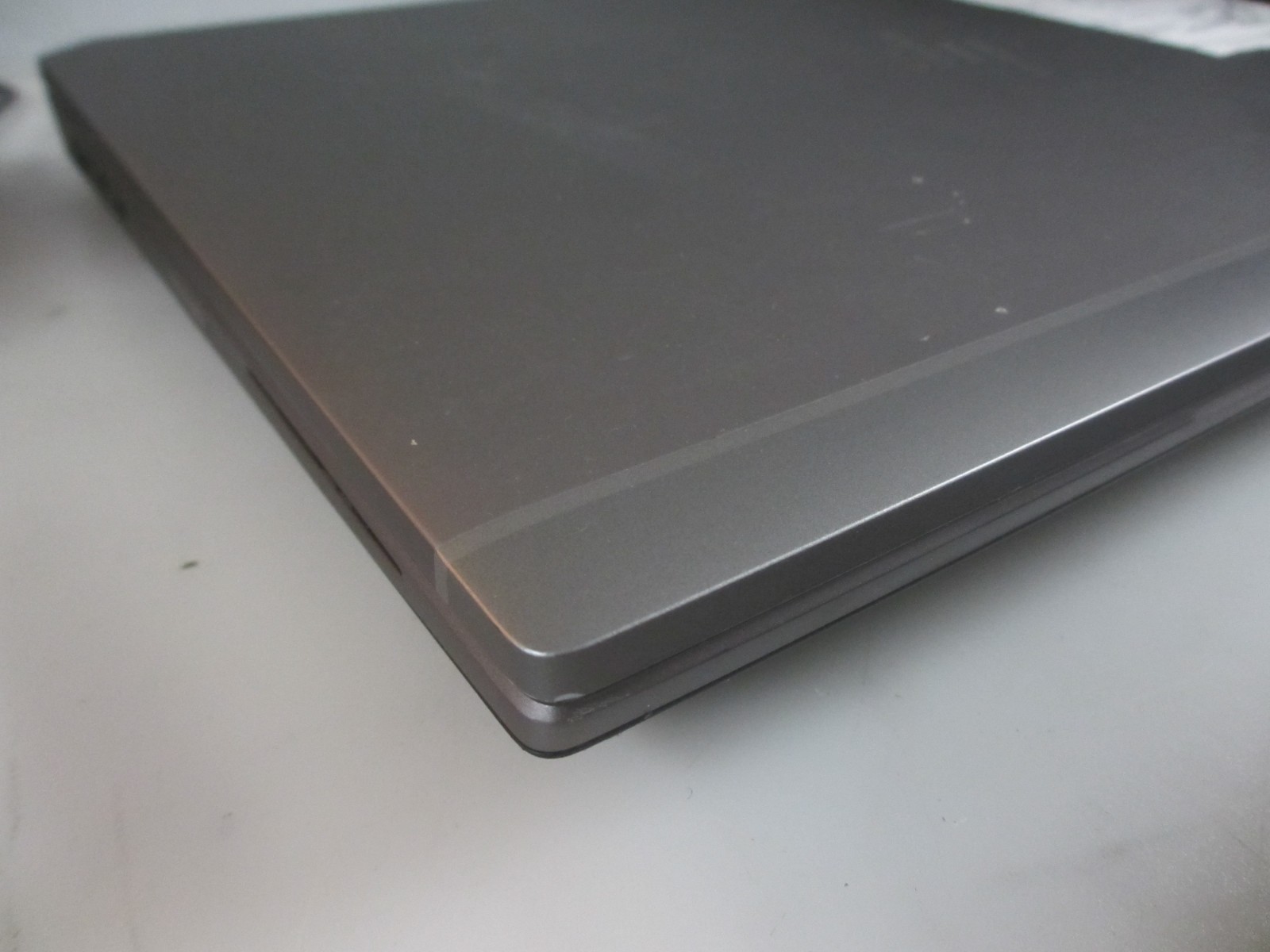 HP ZBook 17 G5 i5-8300H 2.3GHz 16GB 240GB M2SSD Laptop + AC UBUNTU READ