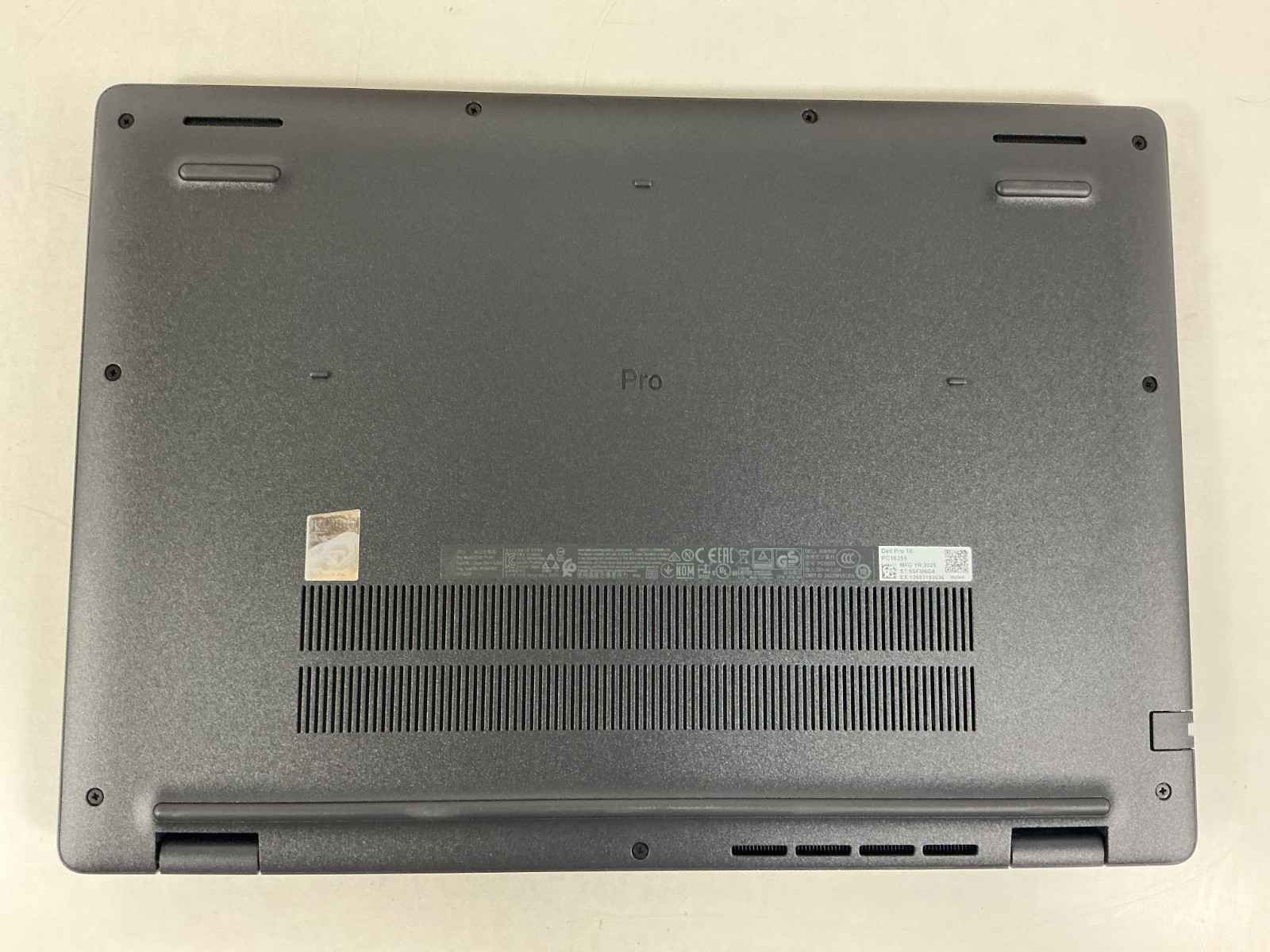 Dell Pro 16″ Laptop Ryzen 5 220 16GB 256GB SSD W11P (4THRP)