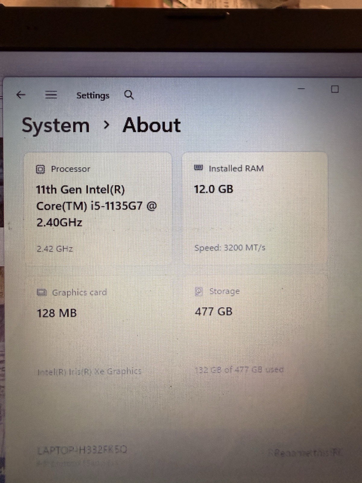 HP Laptop, 11th Gen Intel(R) Core(TM) i5-1135G7, Iris(R) Xe Graphics