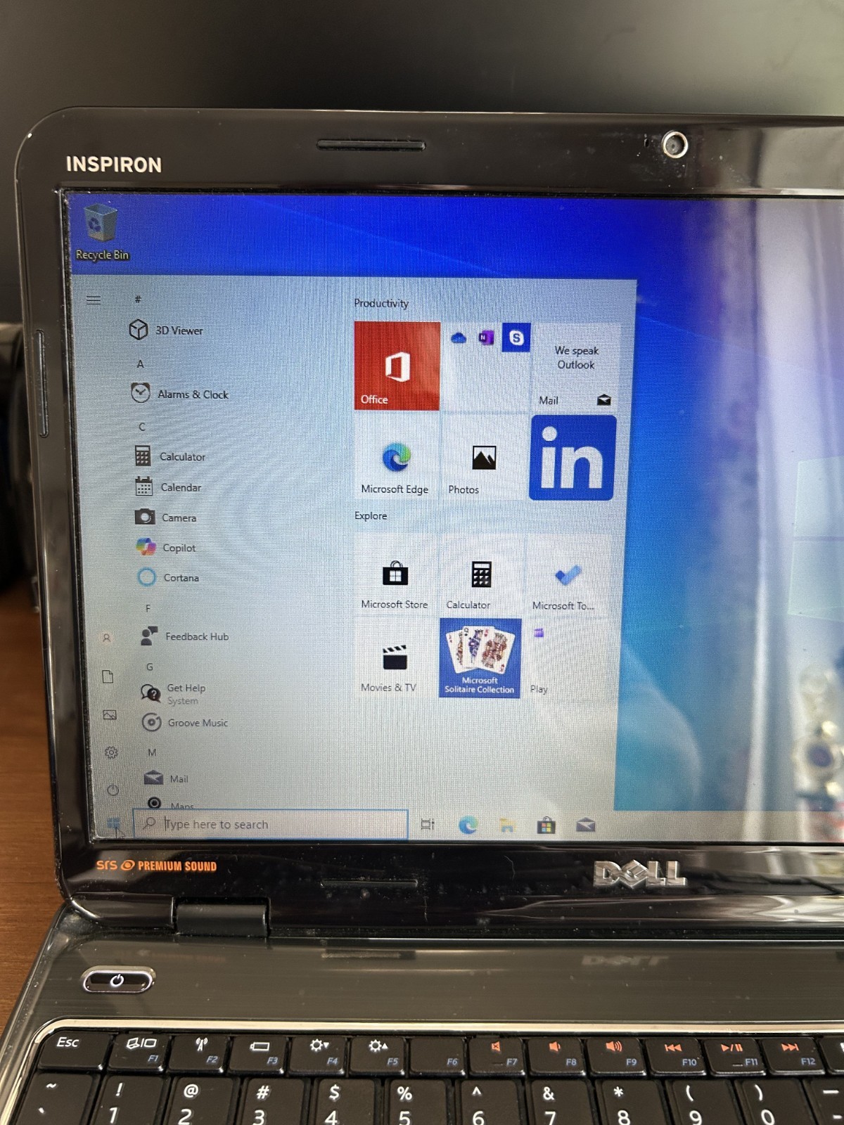 Dell Inspiron N5010 15″ Laptop Intel Core i3 2.53GHz 4GB RAM 220GB HDD Win10