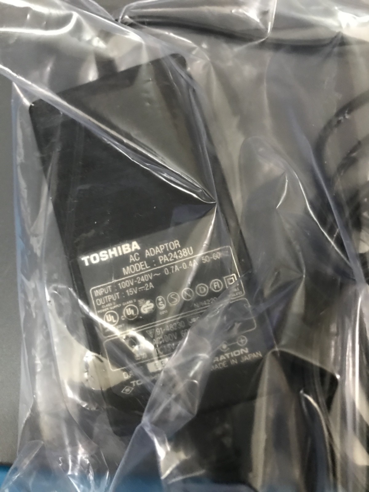 TOSHIBA TECRA 8000 WITH ADAPTER AND PORT REPRICATOR