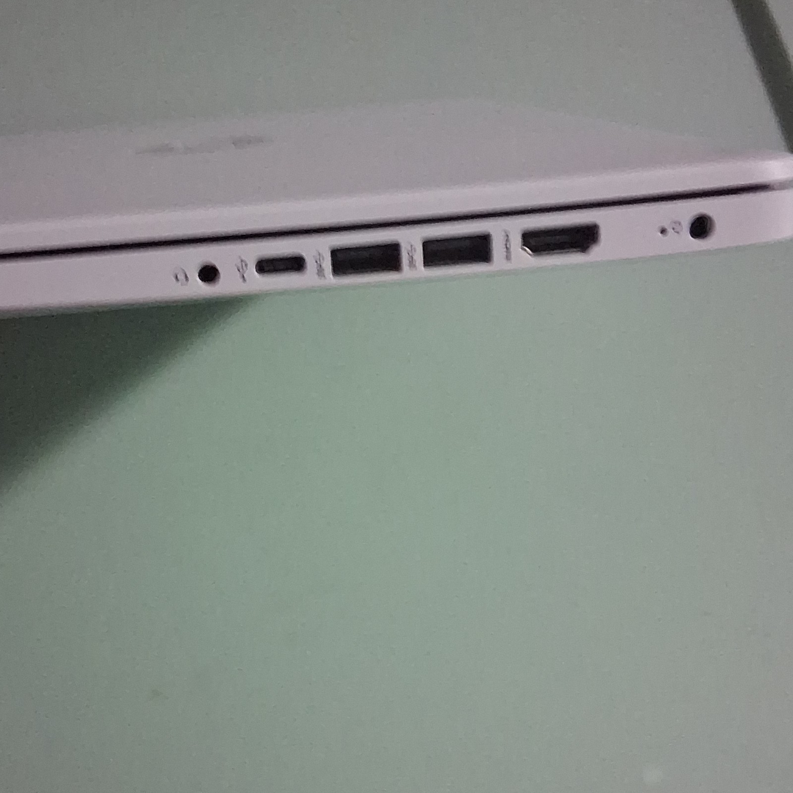 HP – 14″ Laptop, Intel Celeron 4GB RAM, 64GB eMMC, Snowflake White