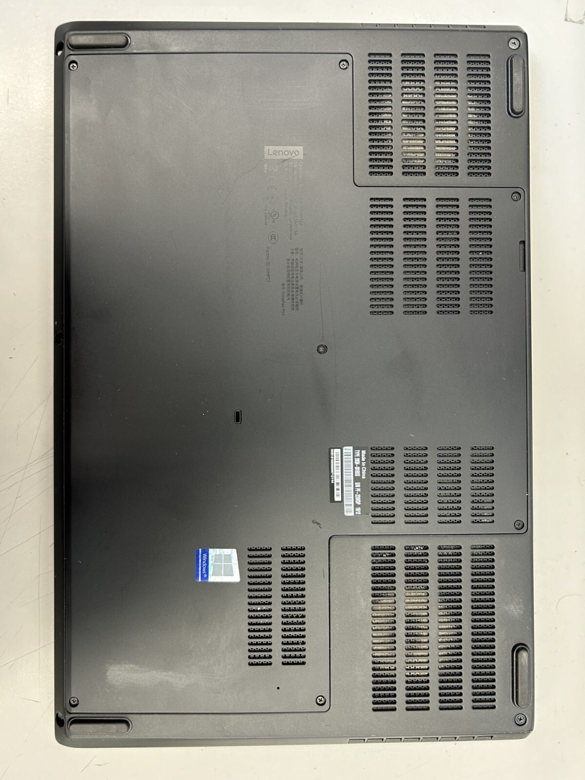 Lenovo 20QN TP P53 15.6″ i7-9750H 16GB 500GB SSD Nvidia Quadro T2000 Win 11 Pro