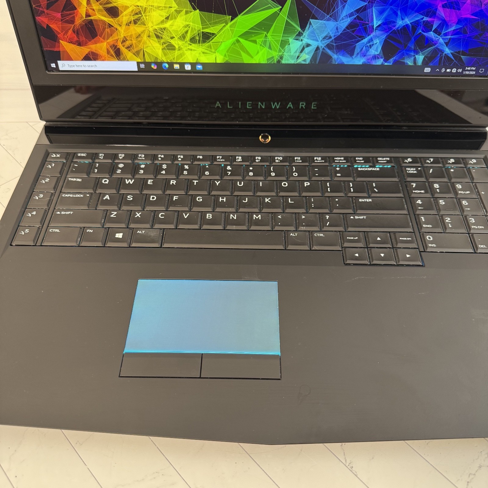 ALIENWARE 17 R4 i7 2.6GHz GeForce GTX 1070 512GB SDD 1 TB HDD 16GB Gaming #H549