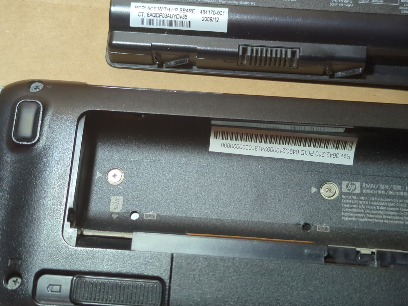 HP Pavilion dv4-2120CA Laptop Athalon M320 4 GB RAM 320GB 14.1″ Radeon HD 4200