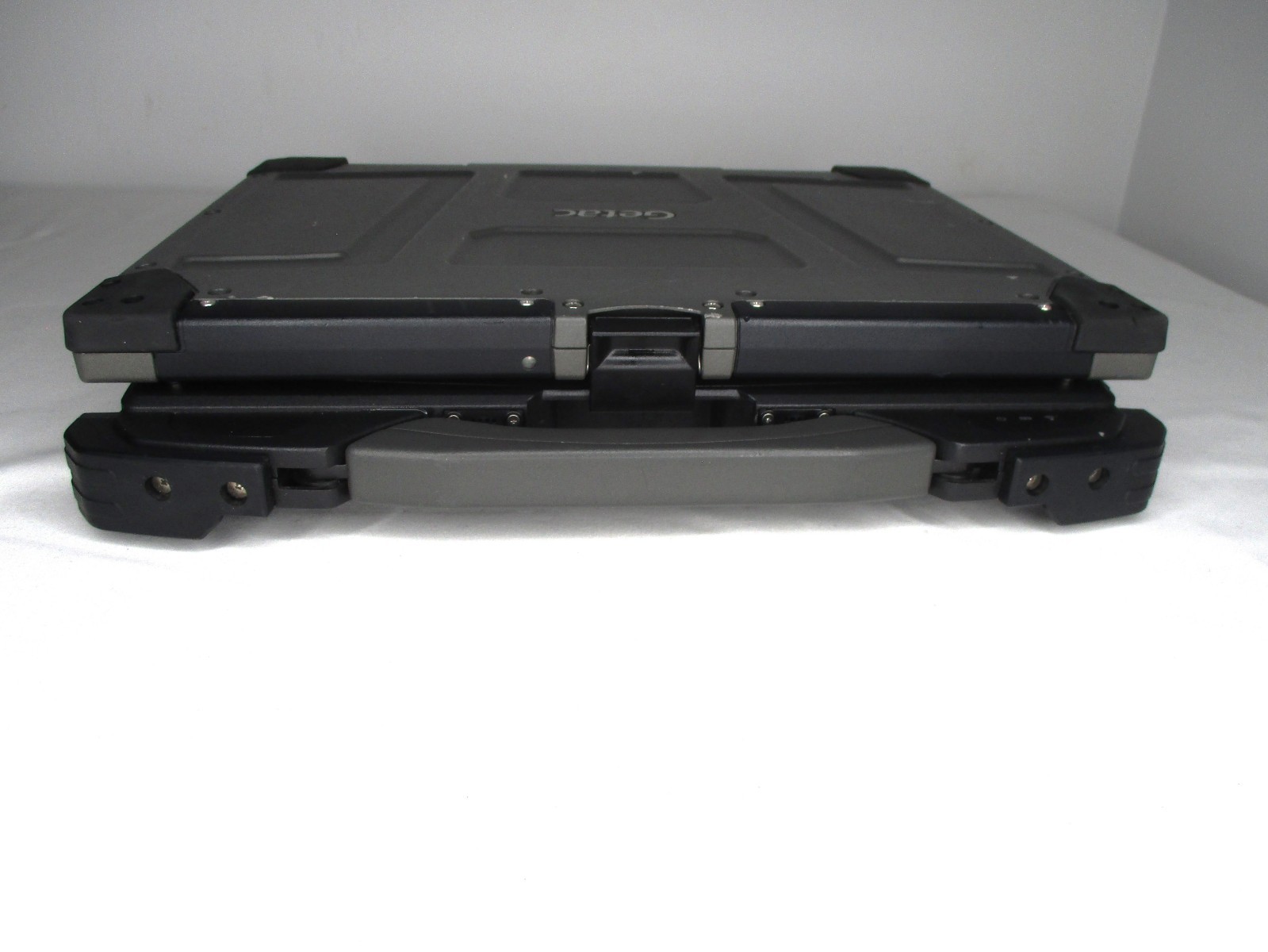 Getac B300 G7 Rugged Laptop 13.3″ FHD Touch i5-8350U 1.7Ghz 8GB DDR4 256GB WiFi