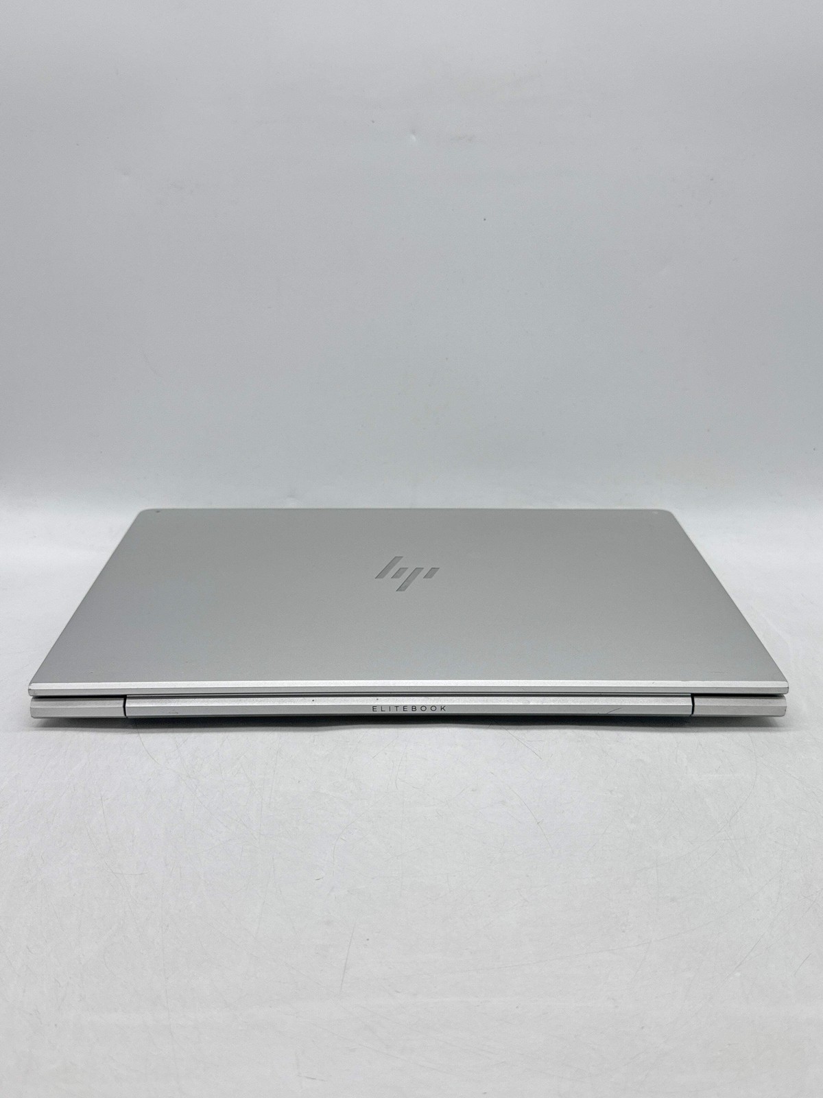 HP EliteBook 640 G10 14.0″ Touch Core i5-1335U 256GB SSD 8GB RAM- Screen Marks