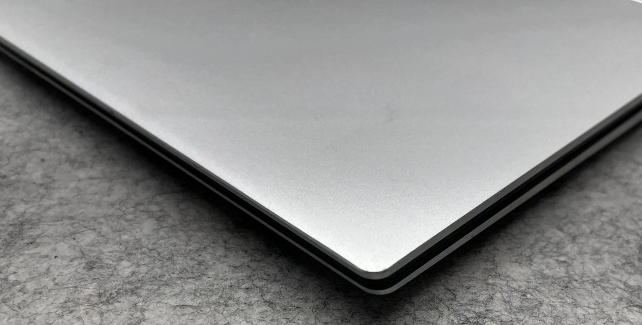 Dell XPS 13 7390 13.4 UXGA Core i7-1065G7 16GB RAM 512GB Touch Screen 2 in 1
