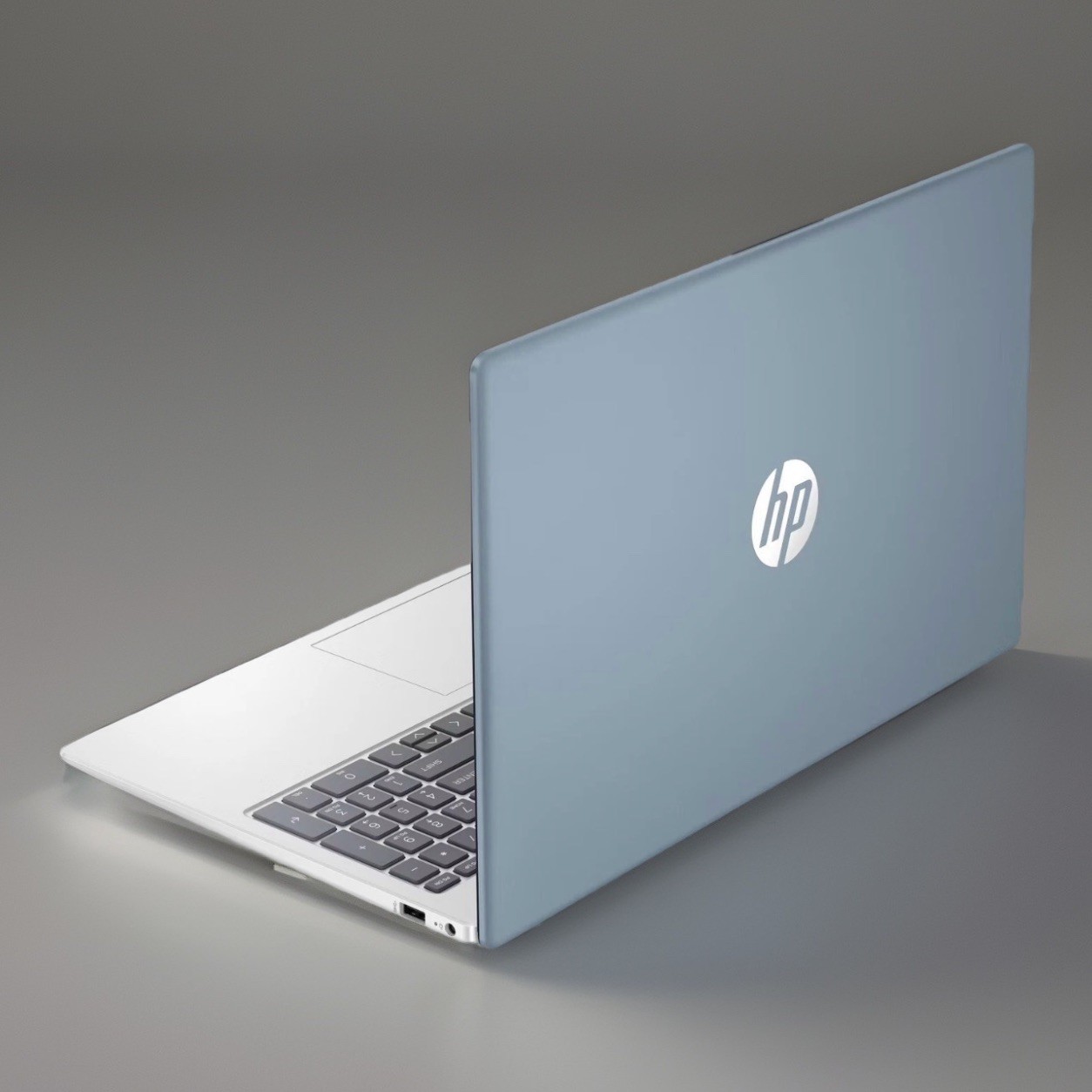 HP Laptop 15-fd0230wm 15.6″ Intel i3-N305 8GB DDR4 256GB SSD Windows 11 Home