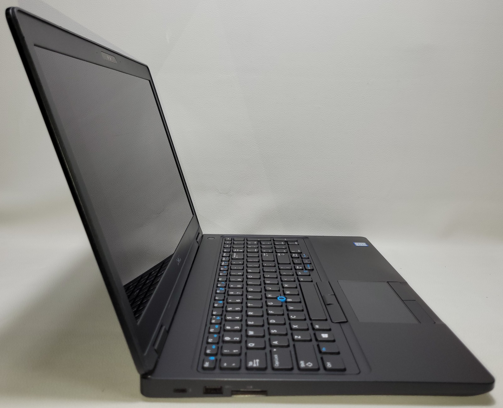 Dell Precision 3530 i7-8750H 8GB RAM 256GB SSD NO ADAPTER (UID TE12ACBF0E)