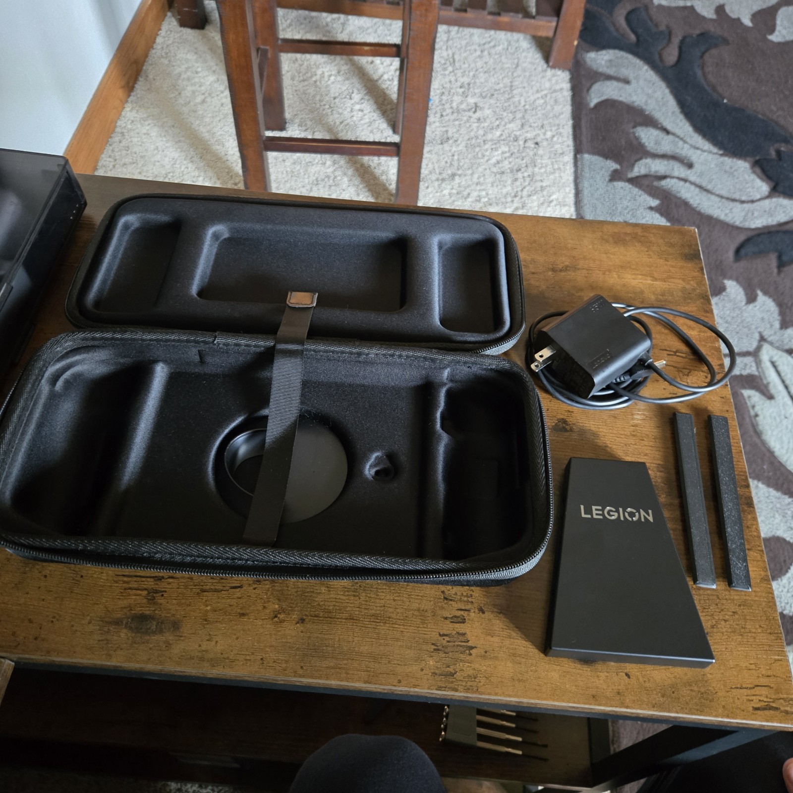 Lenovo Legion Go 8.8″ 144Hz 1tb 32GB Ram Z1 Extreme