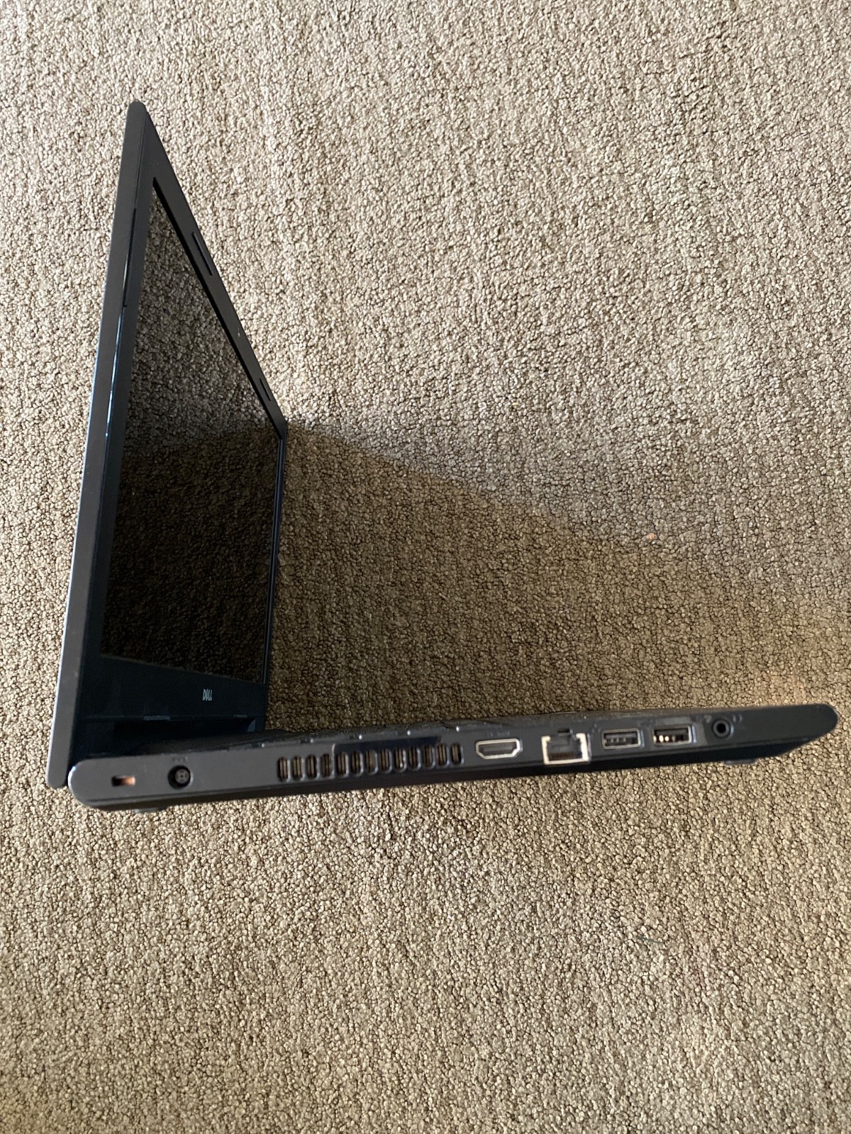 Dell Inspiron 15″ (500GB HDD, AMD A6, 4GB RAM) Ubuntu preinstalled