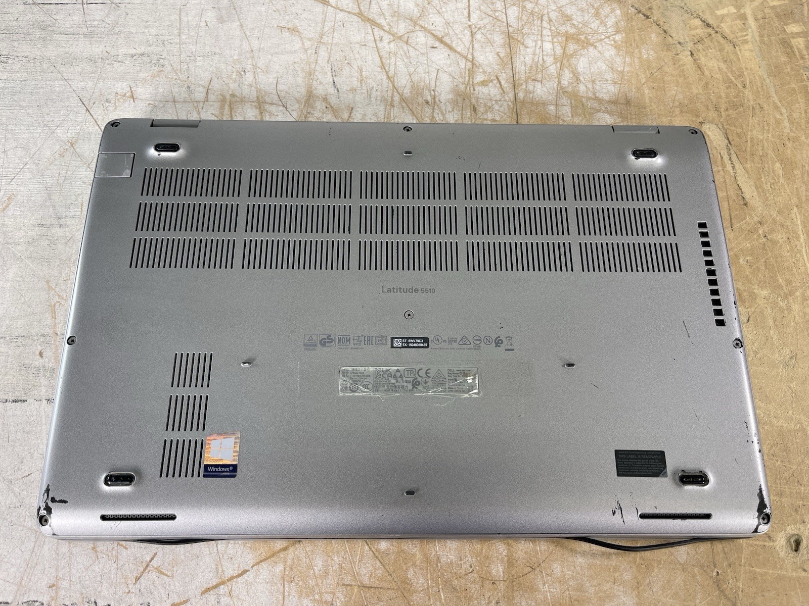 DELL LATITUDE 5510 i7-10610U @ 1.80GHz, 12GB RAM, NO HDD/OS
