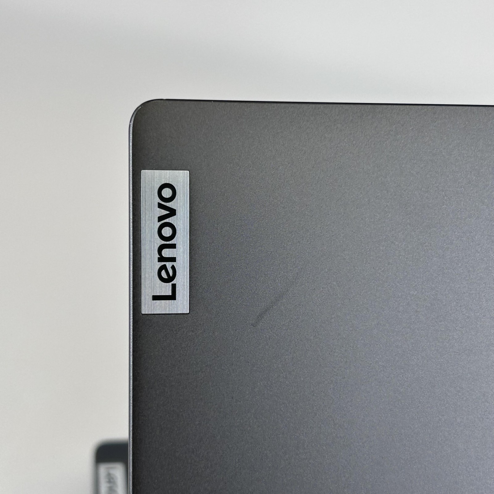 Lenovo Slim Pro 7 14 QHD+ TOUCH 3.2 GHz Ryzen 7 7735HS 16GB 512GB SSD RTX 3050