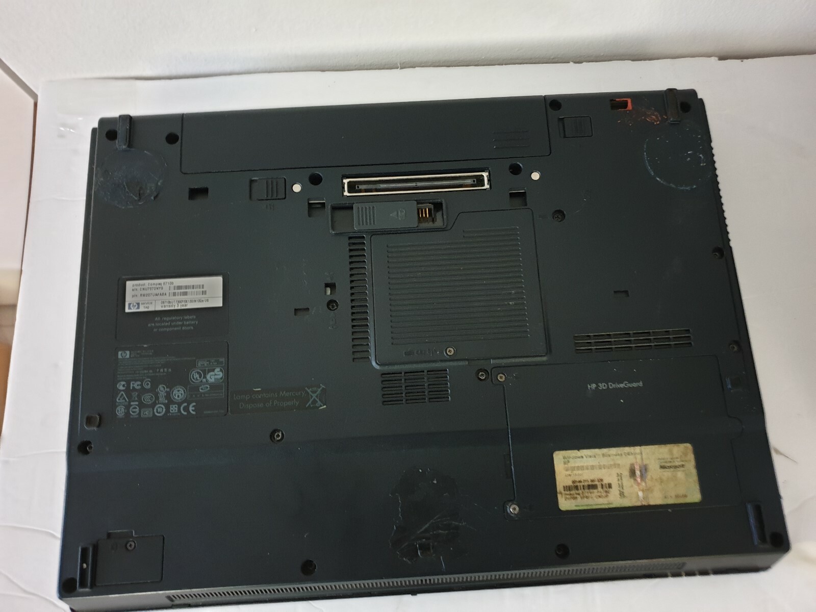 HP 6710b 15.4″ Windows 7 Pro 32 Bit Laptop 60GB 3GB Bluetooth– FOR PARTS–